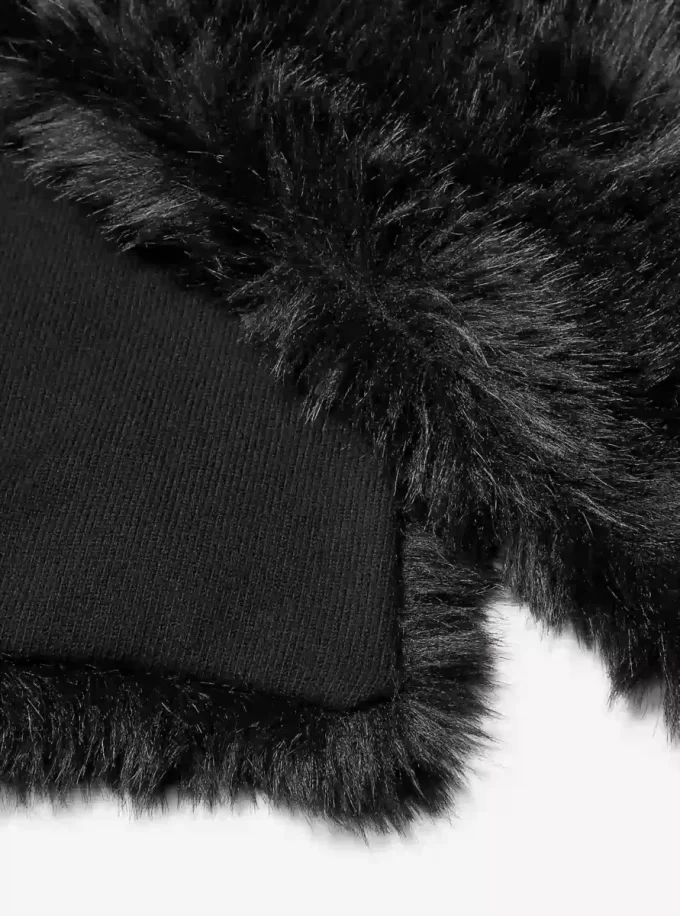 Faux Fur and Wool Scarf Faux Fur and Wool Scarf